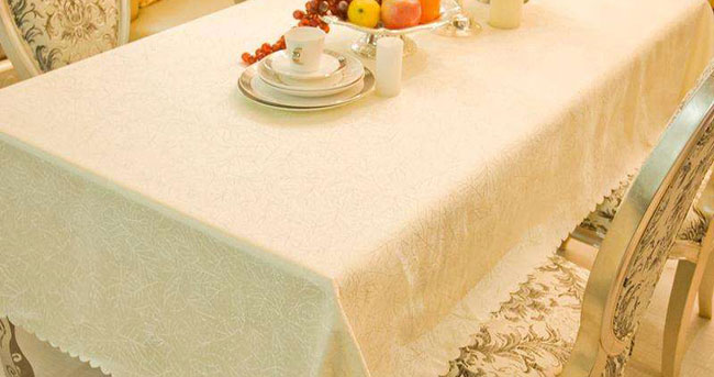 干凈的臺(tái)布，可以給消費(fèi)者帶來(lái)更好的體驗(yàn)